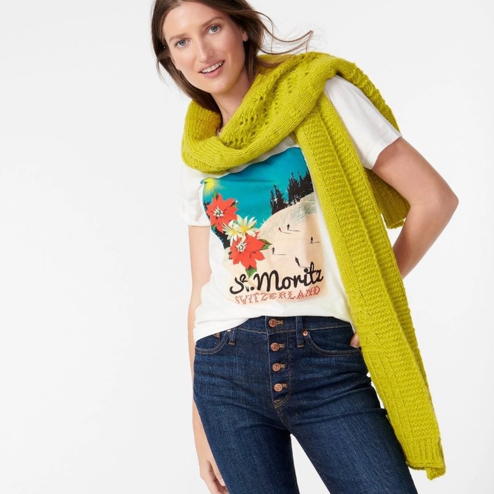 ST. MORITZ GRAPHIC TEE SZ MED NWT
